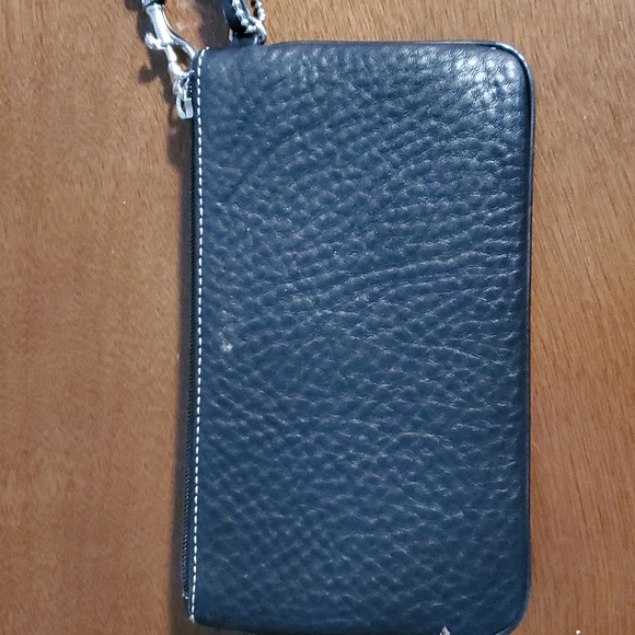 Coach Pebbled Black Leather Wristlet - Picture 5 of 6